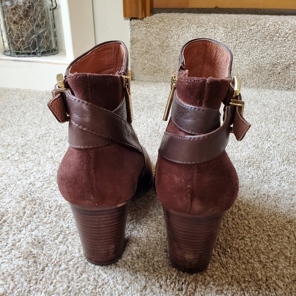Louise Et Cie Womens Booties. Brown leather and suede. Size 9 - Picture 4 of 9